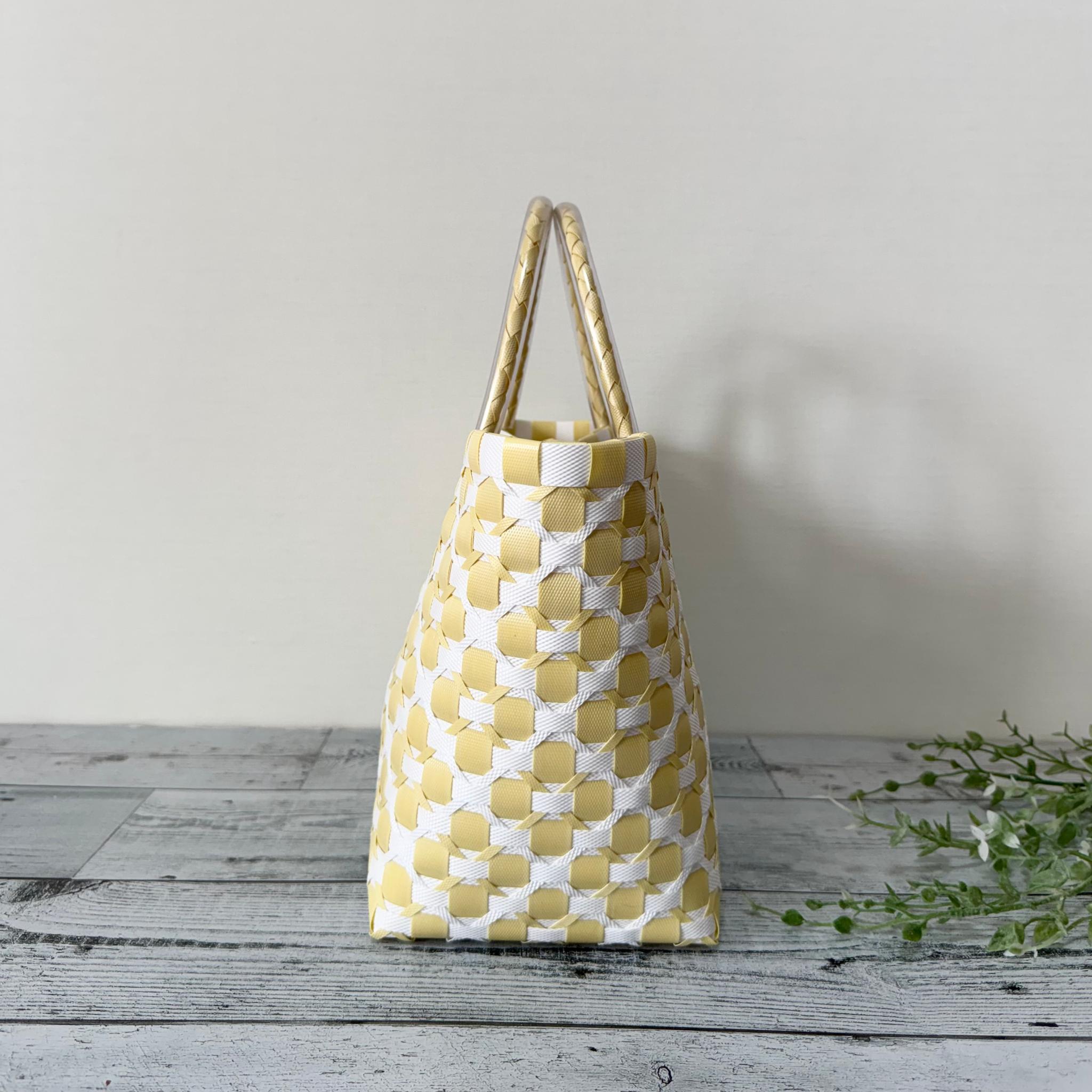 プラカゴバッグ　Mサイズ　花柄　ライトイエロー×ホワイト　プラカゴ　ppバンド | 3枚目