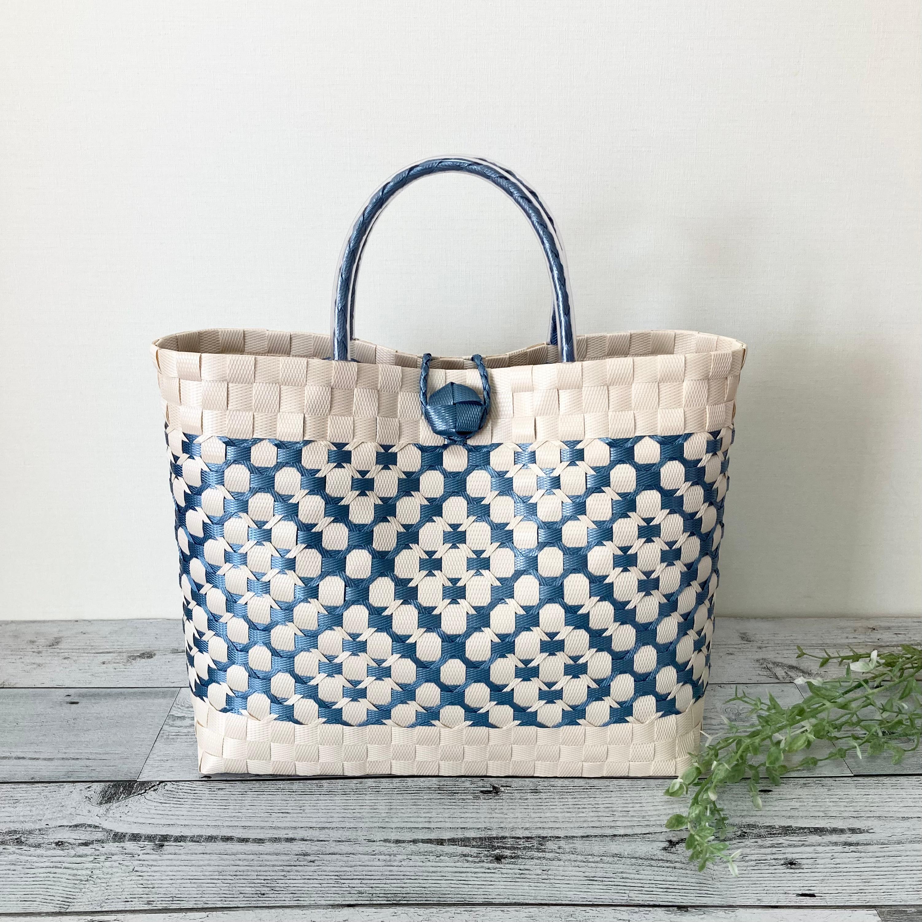 プラかごバッグ　A4対応　LLサイズ　花柄　メタリックブルー×アイボリー　プラカゴ1枚目の画像